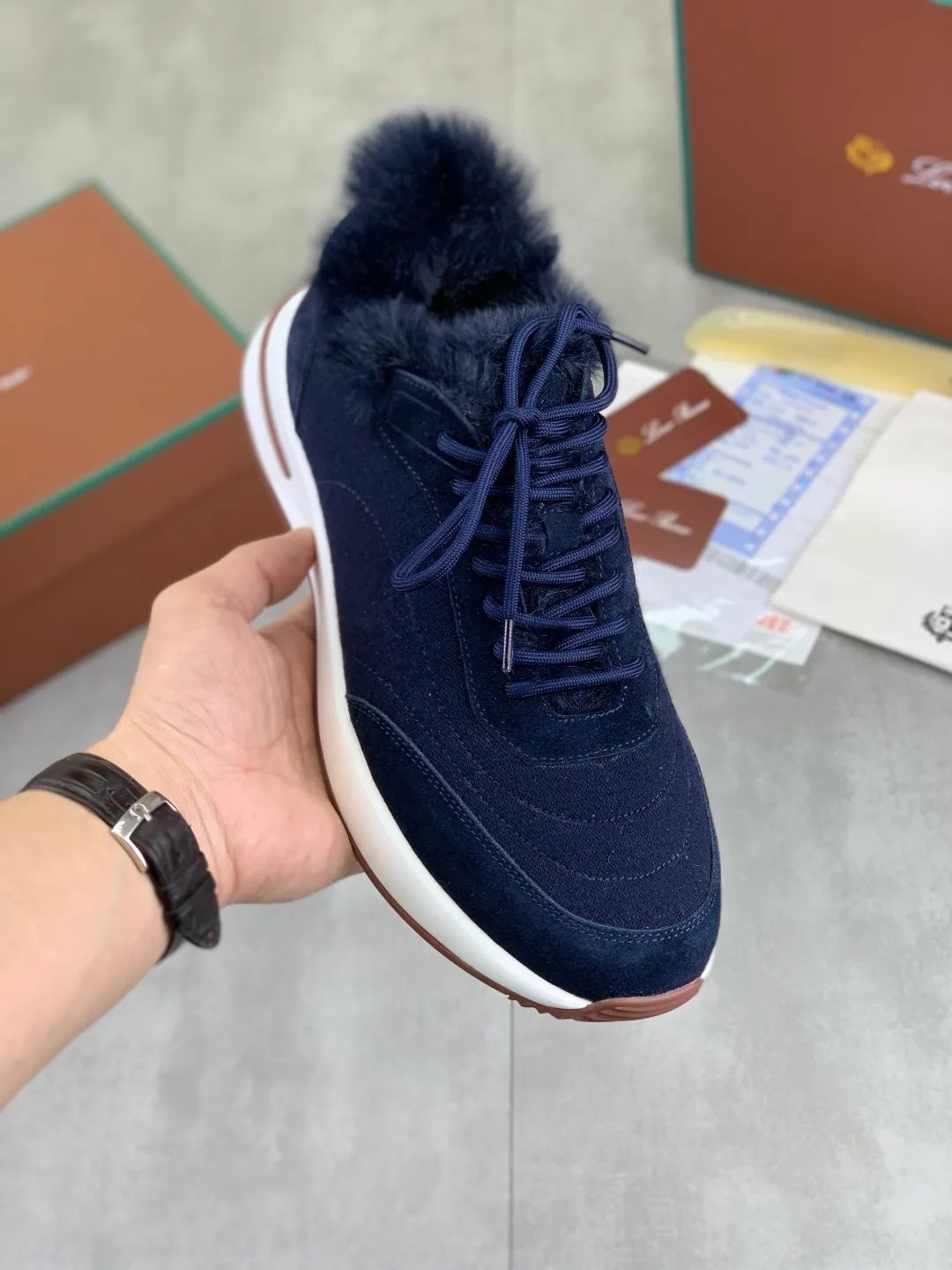 Men's Men's Shoes 💰P460 New Style 💰Mauri The latest casual shoes Loro Piana 💯Top grade💯Buy the original copy💯 Founded the existing Loro Piana company on April 24, 1924. It is now the sixth generation of family business, providing top quality products to customers who are discerning about taste and quality. Imported original fly woven fabric with cowhide fabric, plain calfskin lining. Hand-sewn thread with cowhide feet. Original packaging. High-end outsole. Size: 38-44 (customized for 45 and 46). 5️⃣ colors available.